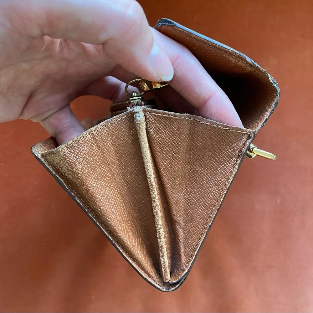 **SOLD** - Picture 6 of 8